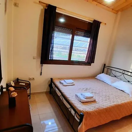 Menina 1 Holiday home *