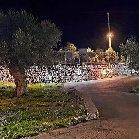 Menina 1 Holiday home